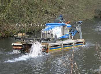 dredger on Cromford canal